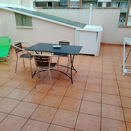 Mansarda Con Terrazzo Privato Apartment Barletta Exterior photo