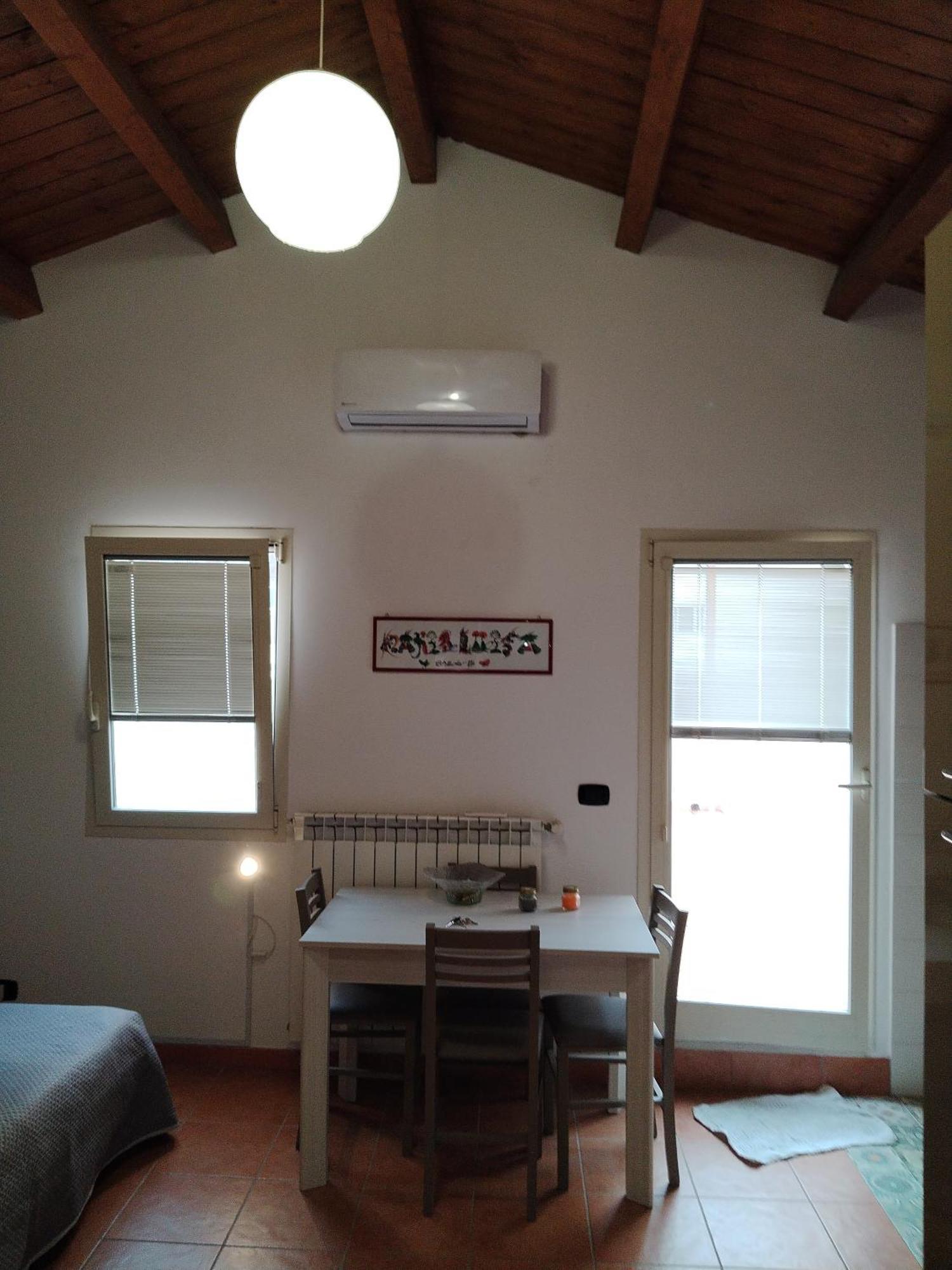 Mansarda Con Terrazzo Privato Apartment Barletta Exterior photo